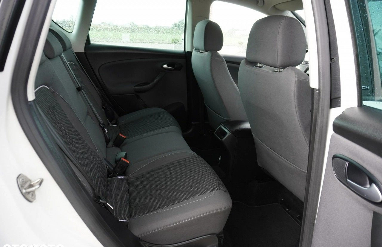 Seat Altea cena 33499 przebieg: 195450, rok produkcji 2015 z Jawor małe 379